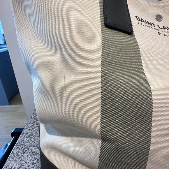 Saint Laurent canvas beach tote with leather trim - Picture 13 of 13